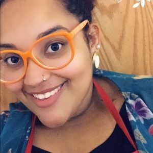 Meet your Posher, Equilla